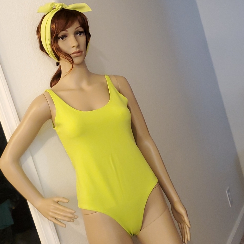 Stella Luce Neon Green Bodysuit  sz  Medium